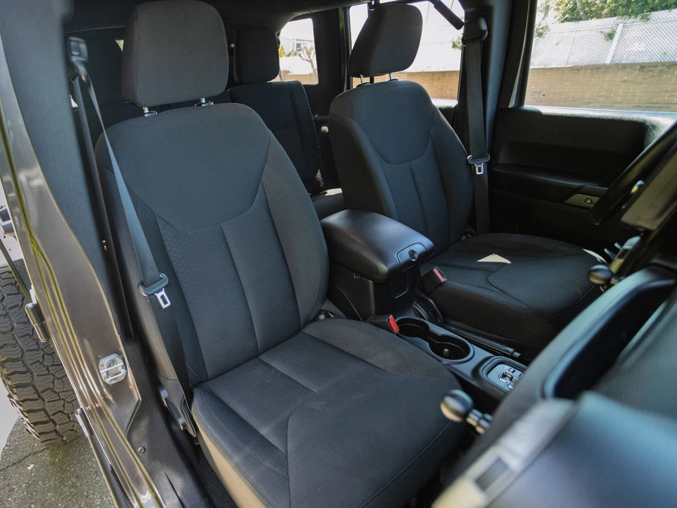 2016 Jeep JK Wrangler - Image 26 of 27