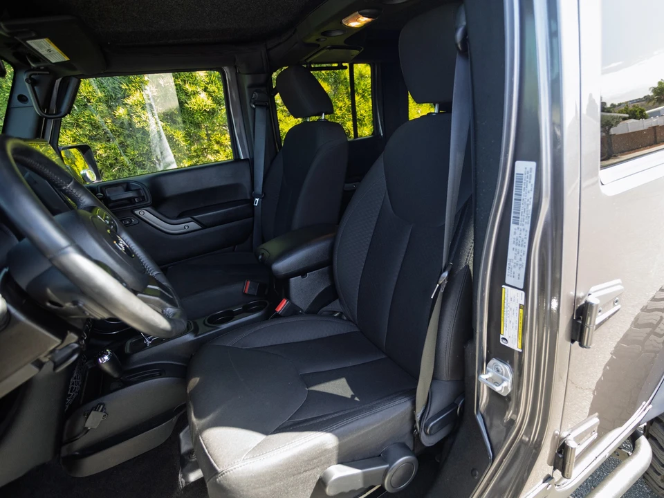 2016 Jeep JK Wrangler - Image 25 of 27