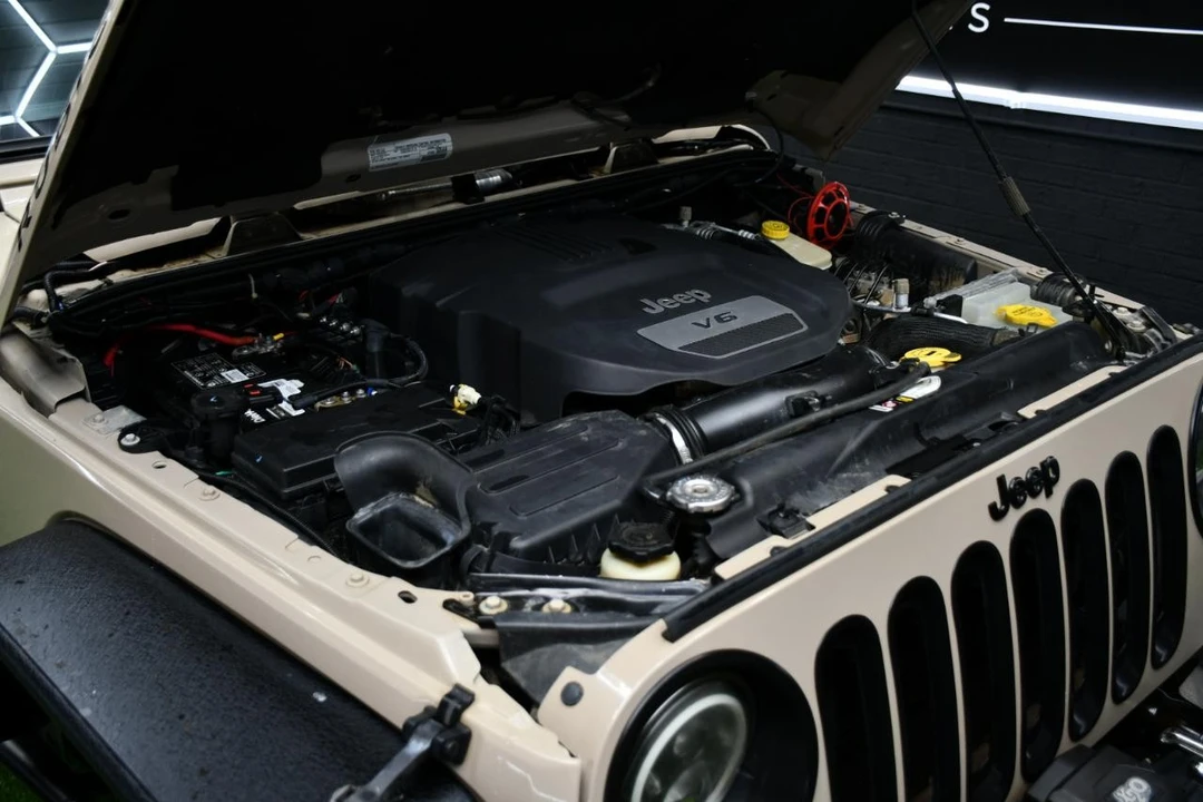 2016 Jeep JK Wrangler - Image 16 of 21