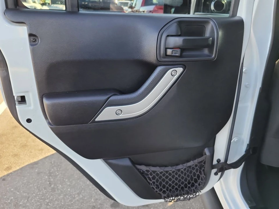 2016 Jeep JK Wrangler - Image 9 of 12