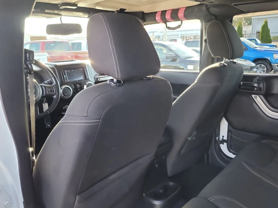 2016 Jeep JK Wrangler - Image 10 of 12
