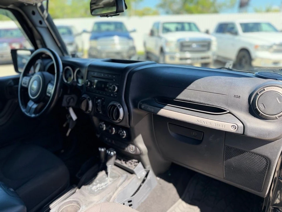 2016 Jeep JK Wrangler - Image 17 of 30