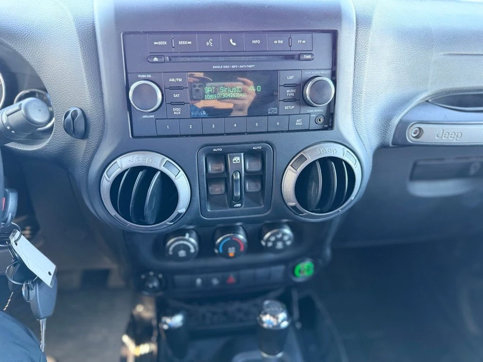 2016 Jeep JK Wrangler - Image 27 of 30
