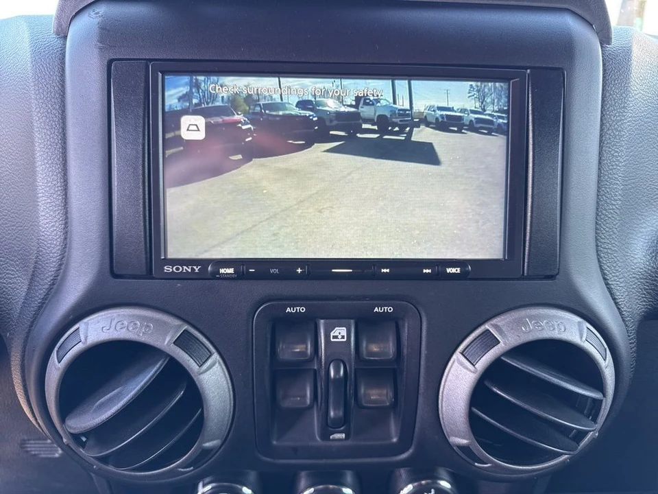 2016 Jeep JK Wrangler - Image 19 of 21