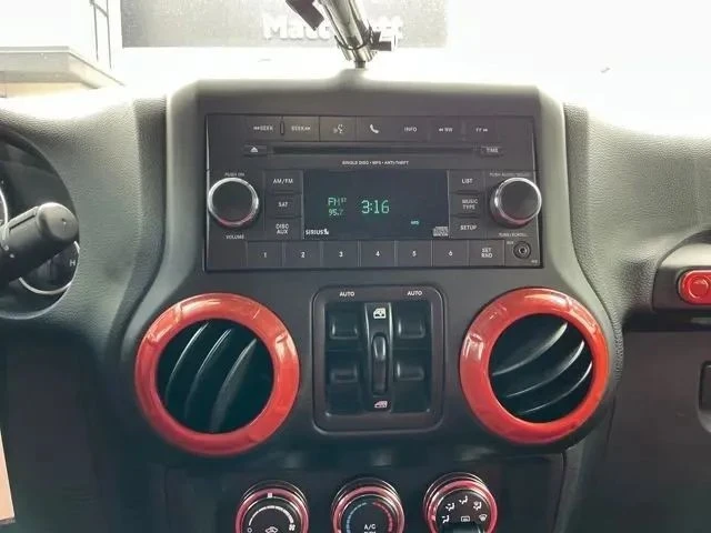 2016 Jeep JK Wrangler - Image 9 of 12