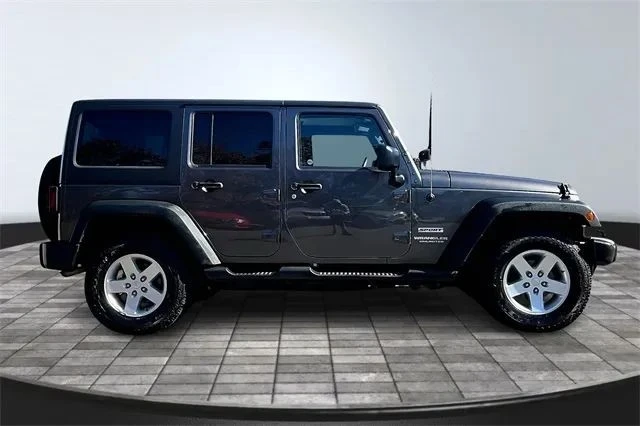 2016 Jeep JK Wrangler - Image 8 of 8