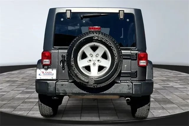 2016 Jeep JK Wrangler - Image 6 of 8
