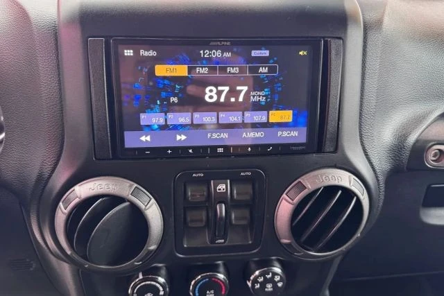 2016 Jeep JK Wrangler - Image 12 of 14