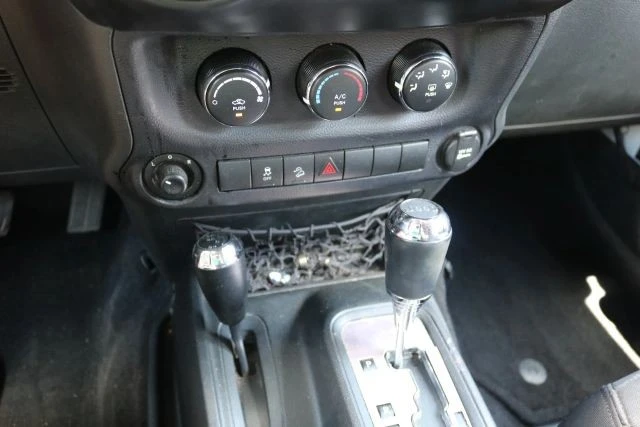 2016 Jeep - Image 16 of 24