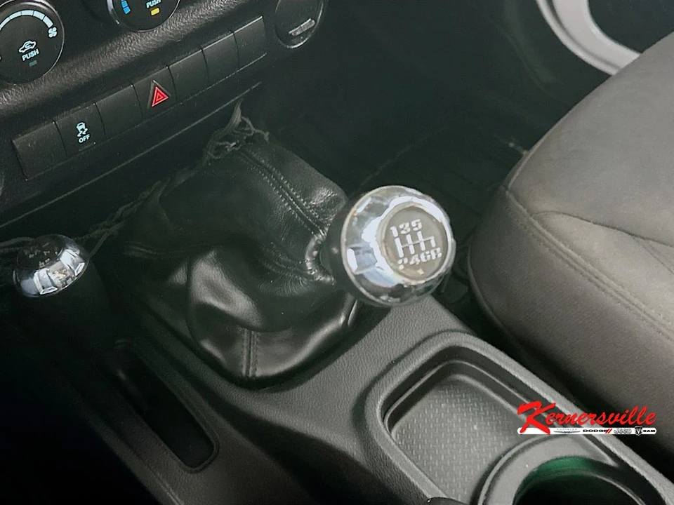 2016 Jeep JK Wrangler - Image 16 of 24