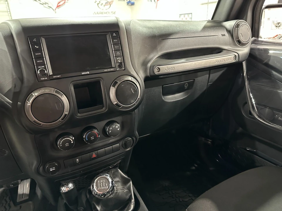 2016 Jeep JK Wrangler - Image 17 of 21