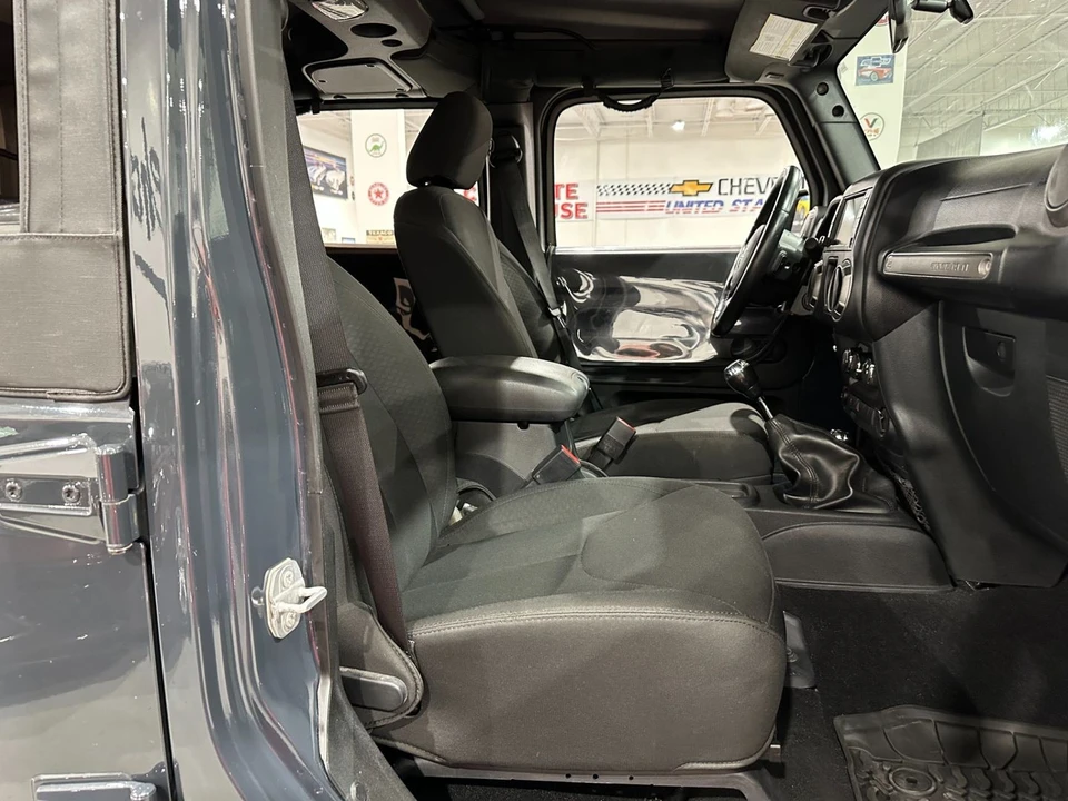 2016 Jeep JK Wrangler - Image 14 of 21