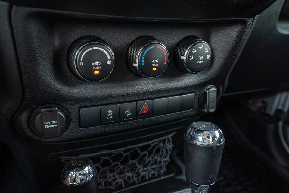 2016 Jeep JK Wrangler - Image 19 of 20