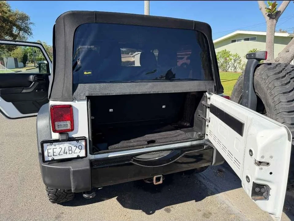 2016 Jeep JK Wrangler - Image 10 of 13