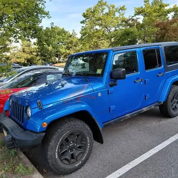 2016 Jeep Wrangler Willys Sport Utility 4D