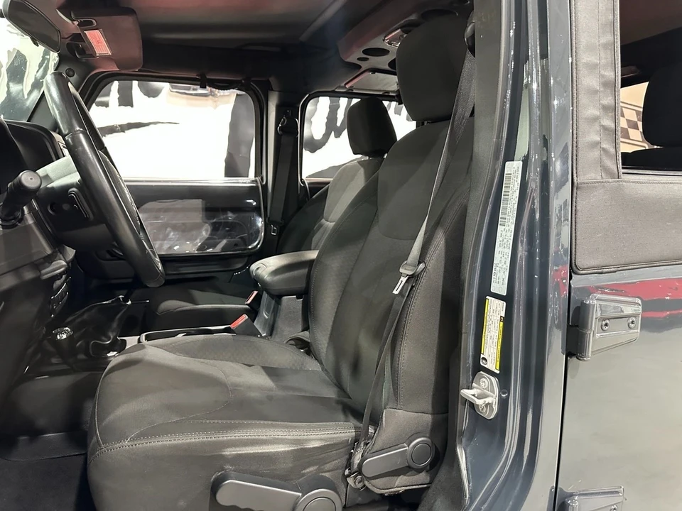 2016 Jeep JK Wrangler - Image 20 of 21