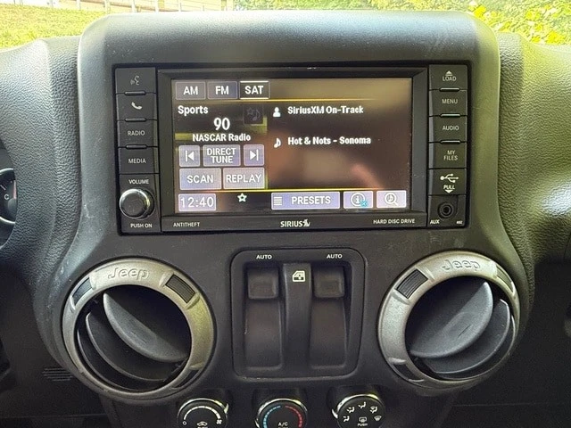 2016 Jeep JK Wrangler - Image 21 of 27