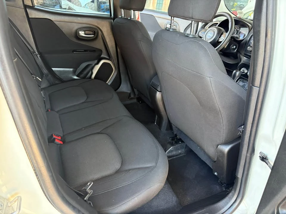2016 Jeep Renegade - Image 14 of 19