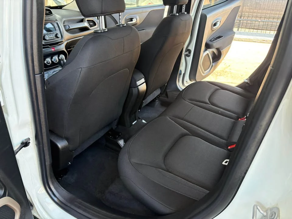 2016 Jeep Renegade - Image 17 of 19