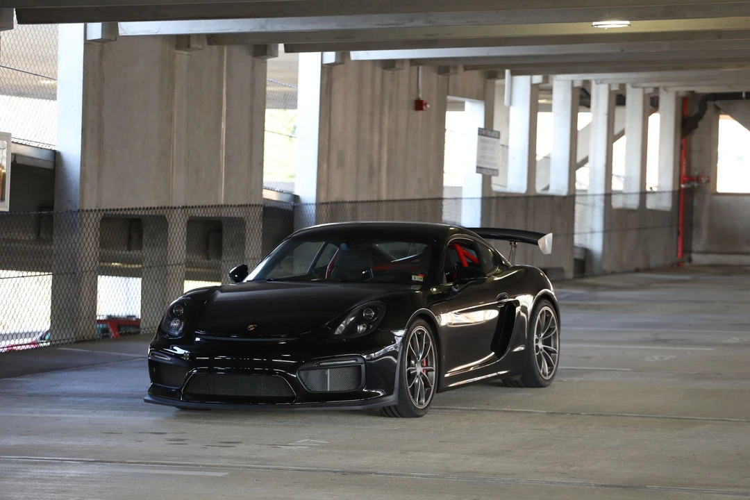 2016 Porsche 981 Cayman GT4 - Image 7 of 16