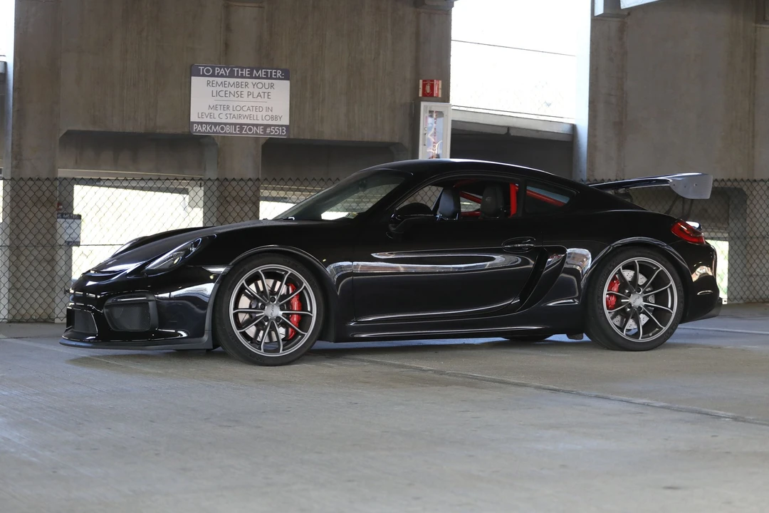 2016 Porsche 981 Cayman GT4 - Image 10 of 16