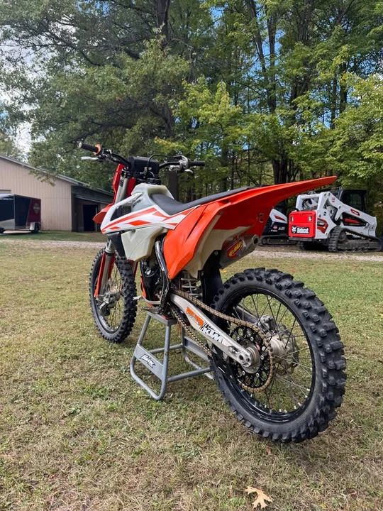 2016 KTM - Image 3 of 9
