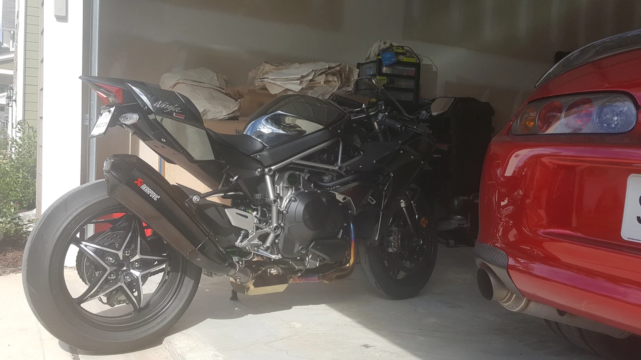 2016 Kawasaki Ninja - Image 3 of 6