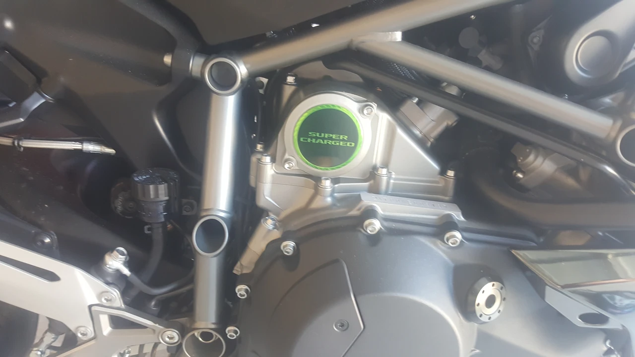 2016 Kawasaki Ninja - Image 6 of 6