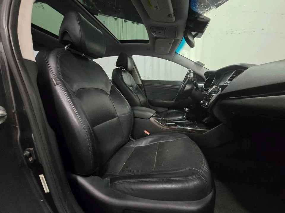 2016 Kia - Image 11 of 13