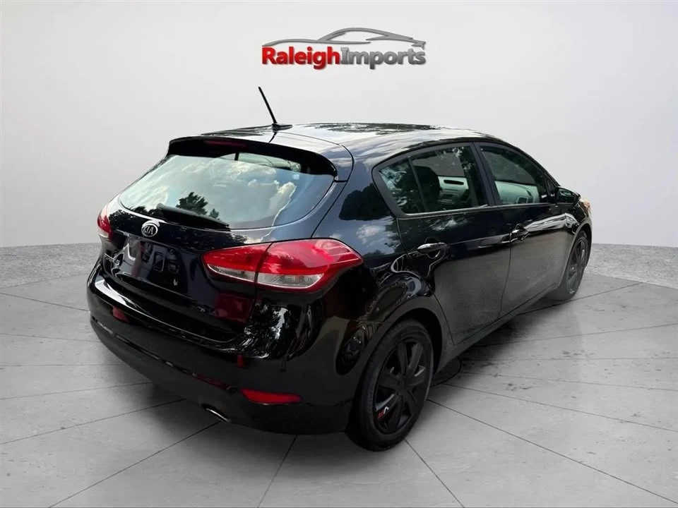 2016 Kia Forte - Image 7 of 20