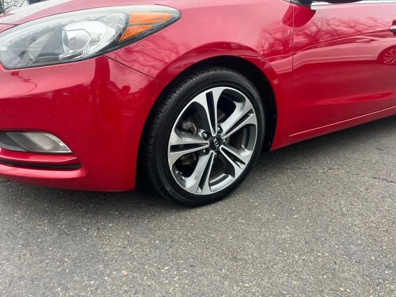 2016 Kia Forte - Image 8 of 12