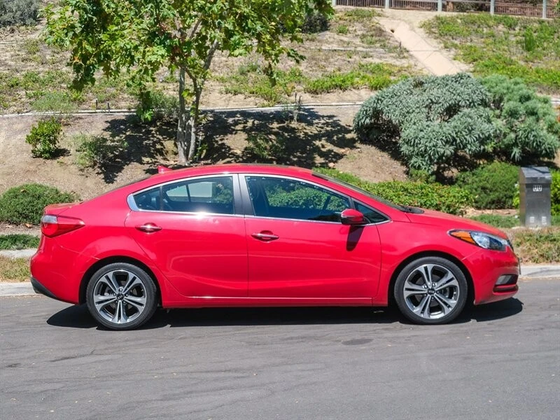 2016 Kia Forte - Image 7 of 21