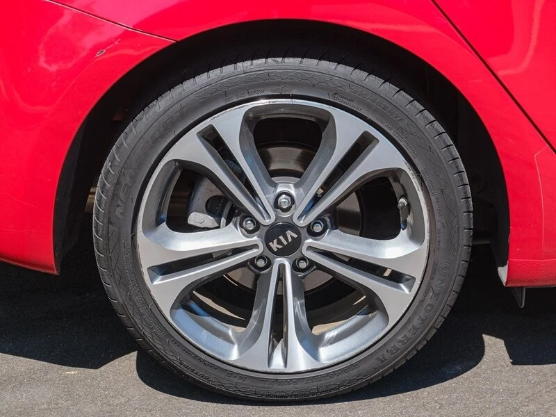 2016 Kia Forte - Image 11 of 21