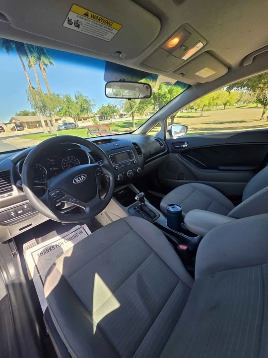 2016 Kia Forte - Image 11 of 16