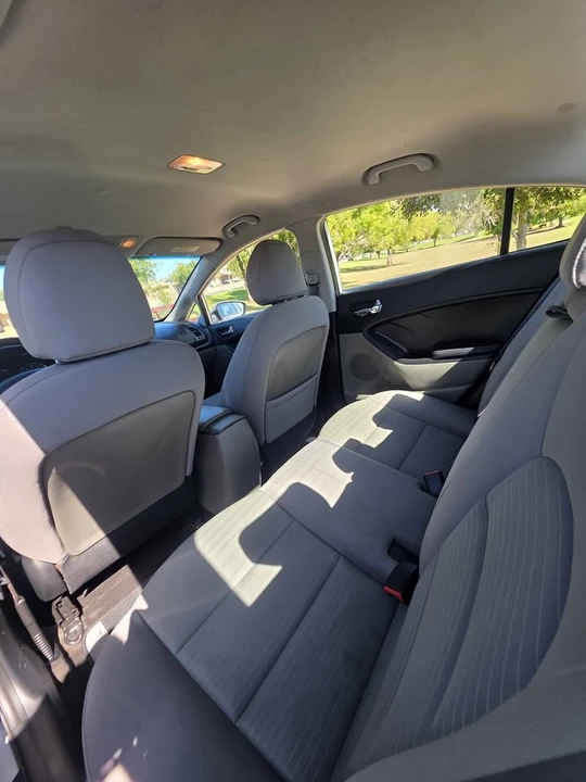 2016 Kia Forte - Image 14 of 16