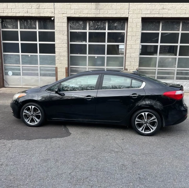 2016 Kia Forte - Image 2 of 20