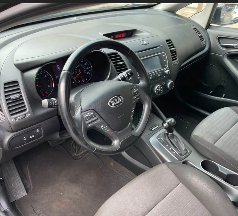 2016 Kia Forte - Image 16 of 20