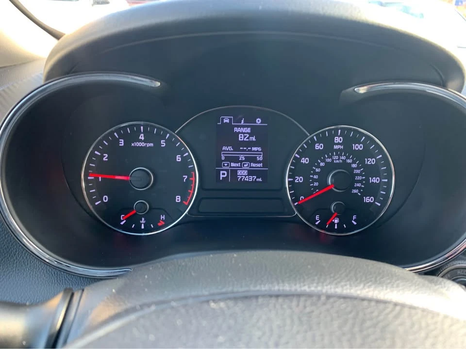 2016 Kia Forte - Image 11 of 14