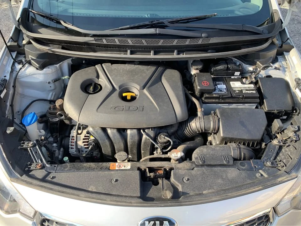2016 Kia Forte - Image 10 of 14