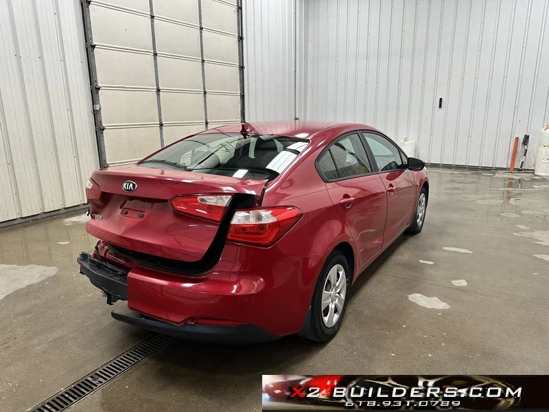 2016 Kia Forte - Image 4 of 12