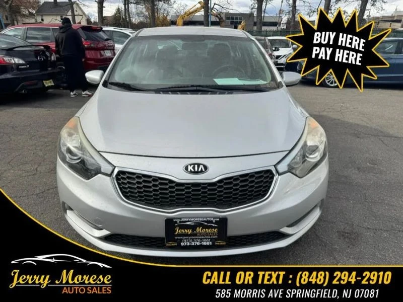 2016 Kia Forte - Image 6 of 12