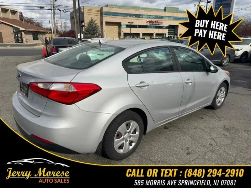 2016 Kia Forte - Image 4 of 12