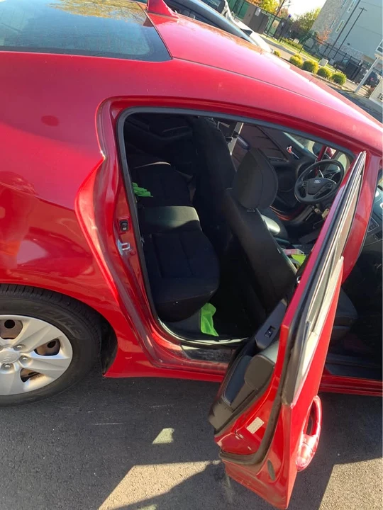 2016 Kia Forte - Image 4 of 9