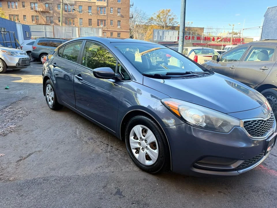 2016 Kia Forte - Image 2 of 10