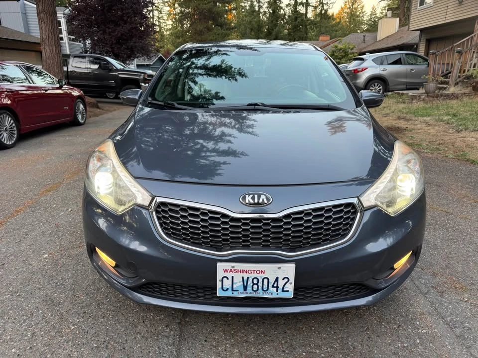 2016 Kia Forte - Image 2 of 10