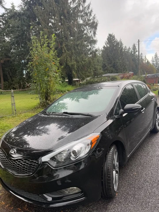 2016 Kia Forte - Image 2 of 10