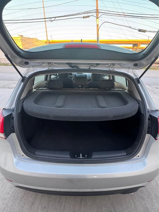 2016 Kia Forte - Image 12 of 15
