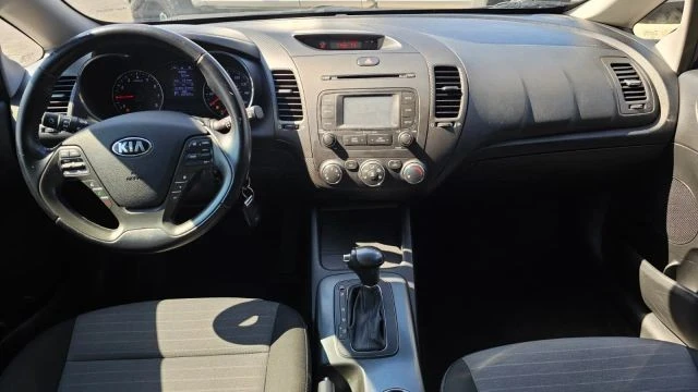2016 Kia Forte - Image 15 of 21