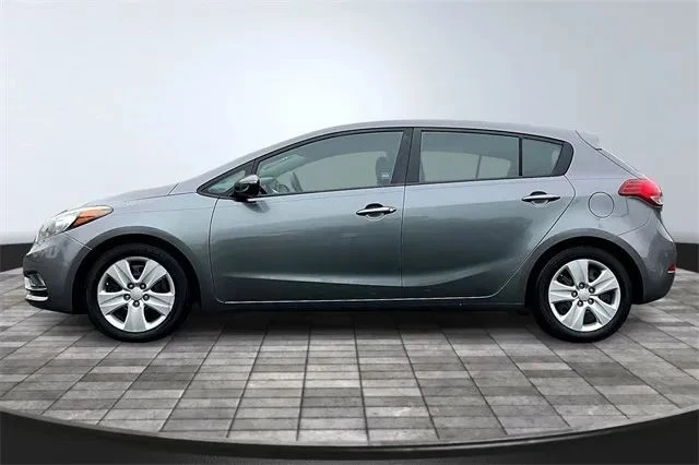 2016 Kia Forte - Image 4 of 12