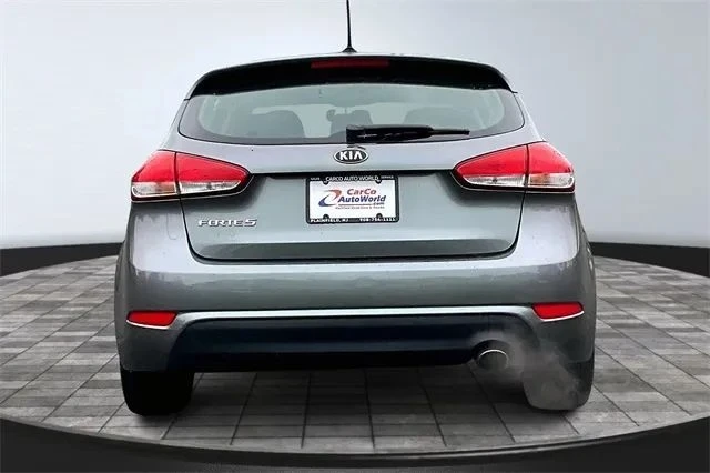 2016 Kia Forte - Image 6 of 12
